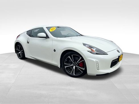 Used 2020 Nissan 370Z w/ Sport Package image 1