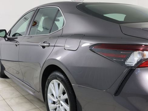 Used 2024 Toyota Camry SE FWD image 43