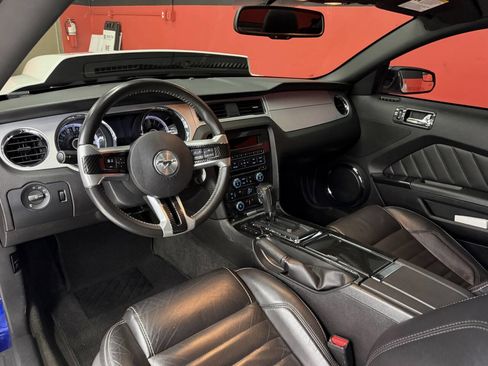 Used 2013 Ford Mustang GT Premium w/ Comfort Pkg image 24