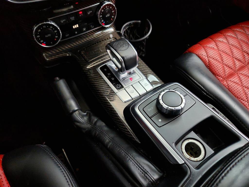 Used 2015 Mercedes-Benz G 63 AMG 4MATIC image 19