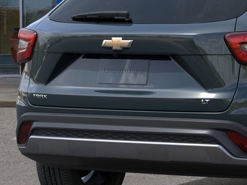 New 2026 Chevrolet Trax LT image 14