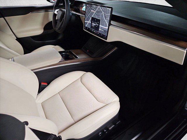 Used 2022 Tesla Model S AWD/4WD image 23