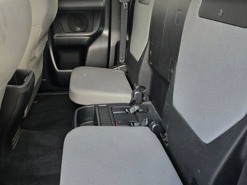 Used 2020 Toyota Tacoma SR w/ SX Package AWD/4WD image 39