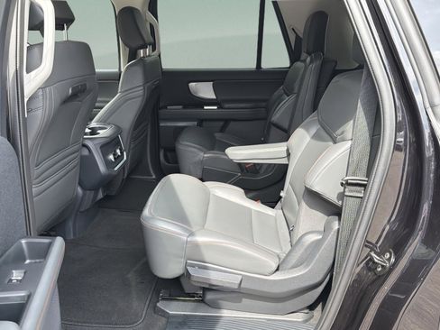 Used 2025 Ford Expedition Max Active image 21