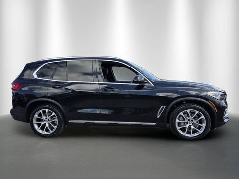 Used 2023 BMW X5 xDrive40i w/ Premium Package AWD/4WD image 8