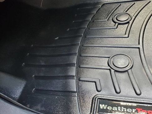 Used 2018 Chevrolet Colorado Z71 image 14