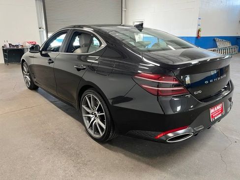 Used 2025 Genesis G70 2.5T RWD image 5
