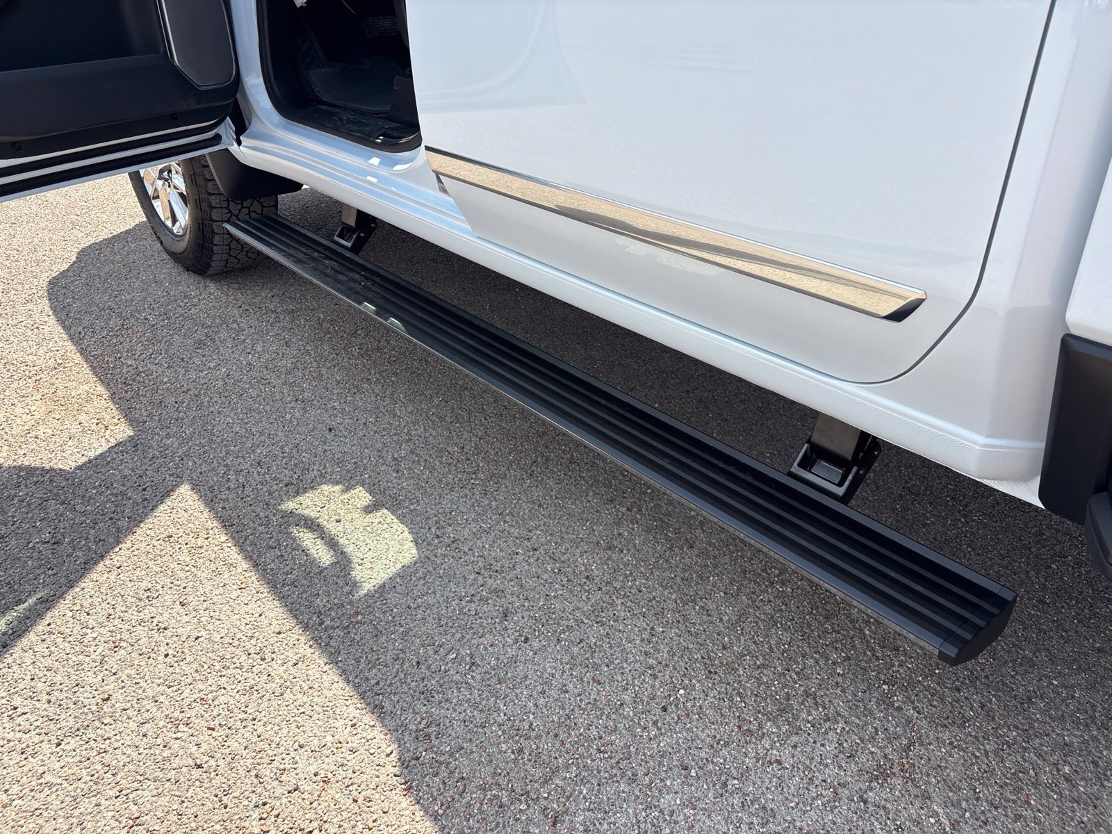 New 2026 Chevrolet Silverado 2500 High Country w/ High Country Premium Package AWD/4WD image 10