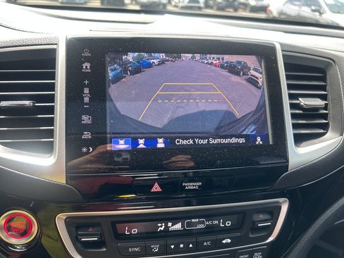 Used 2018 Honda Pilot Elite image 24