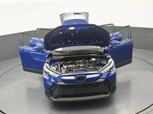 Used 2024 Toyota Corolla Cross AWD Hybrid image 66