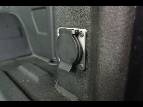 Used 2022 Chevrolet Silverado 1500 LT image 19