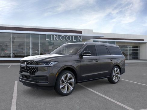 New 2026 Lincoln Navigator Black Label image 1