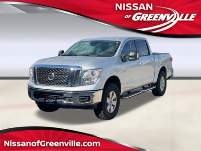 Used 2018 Nissan Titan SV w/ SV Convenience Package