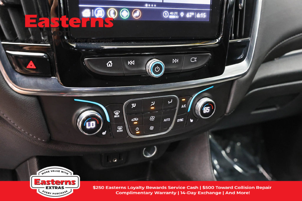 Used 2023 Chevrolet Traverse LT AWD/4WD image 19