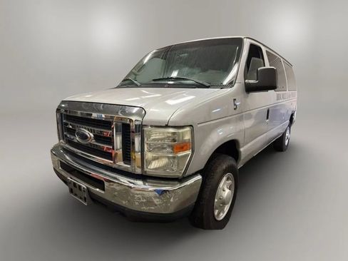 Used 2008 Ford E-350 and Econoline 350 XL image 1