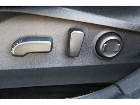 Used 2020 Subaru Outback Touring w/ Popular Package #2 AWD/4WD image 28