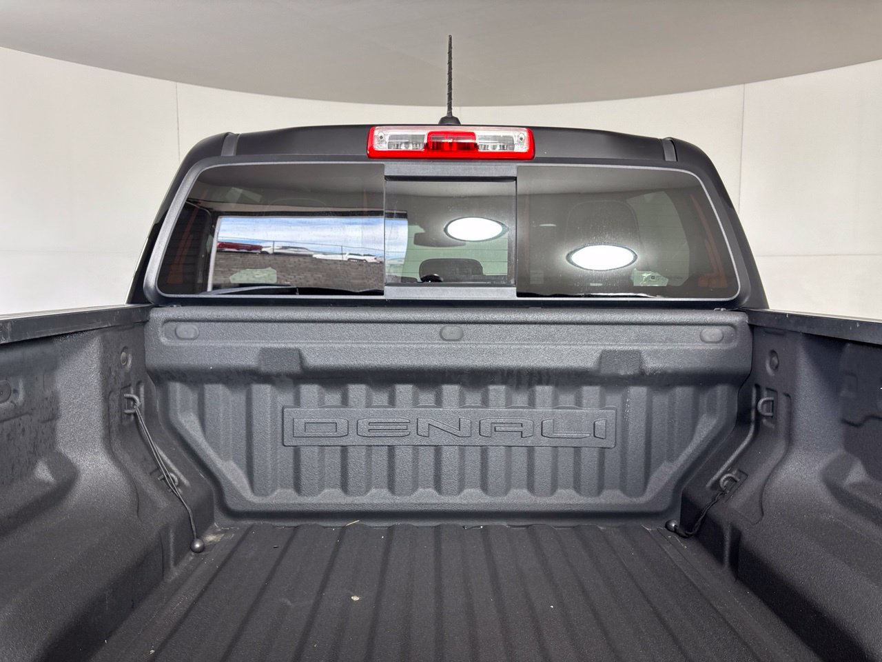 Used 2023 GMC Canyon Denali AWD/4WD image 28