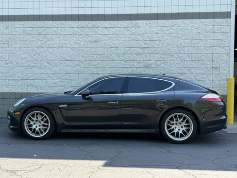 Used 2010 Porsche Panamera 4S AWD/4WD image 13