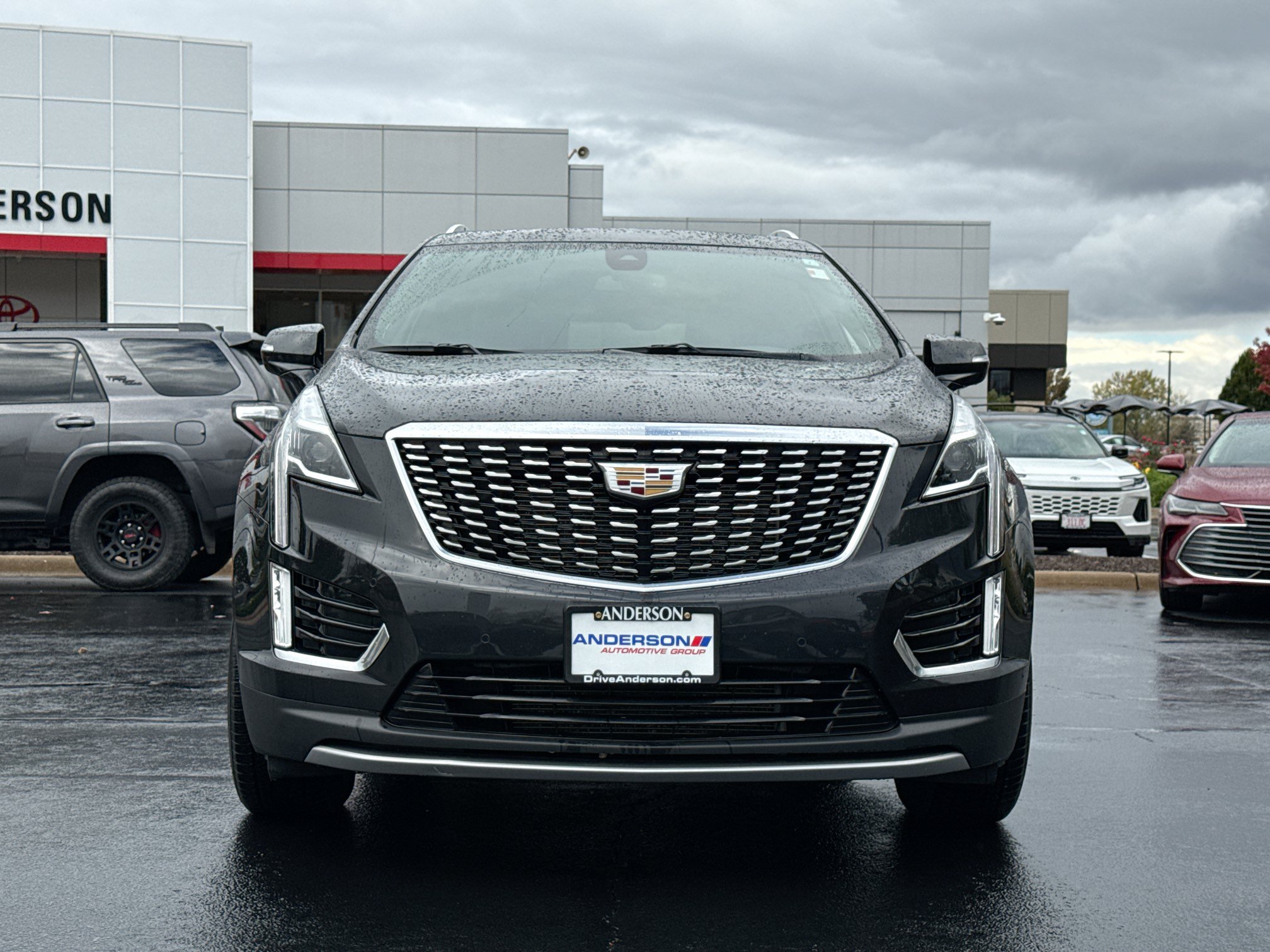 Used 2020 Cadillac XT5 Premium Luxury AWD/4WD image 2