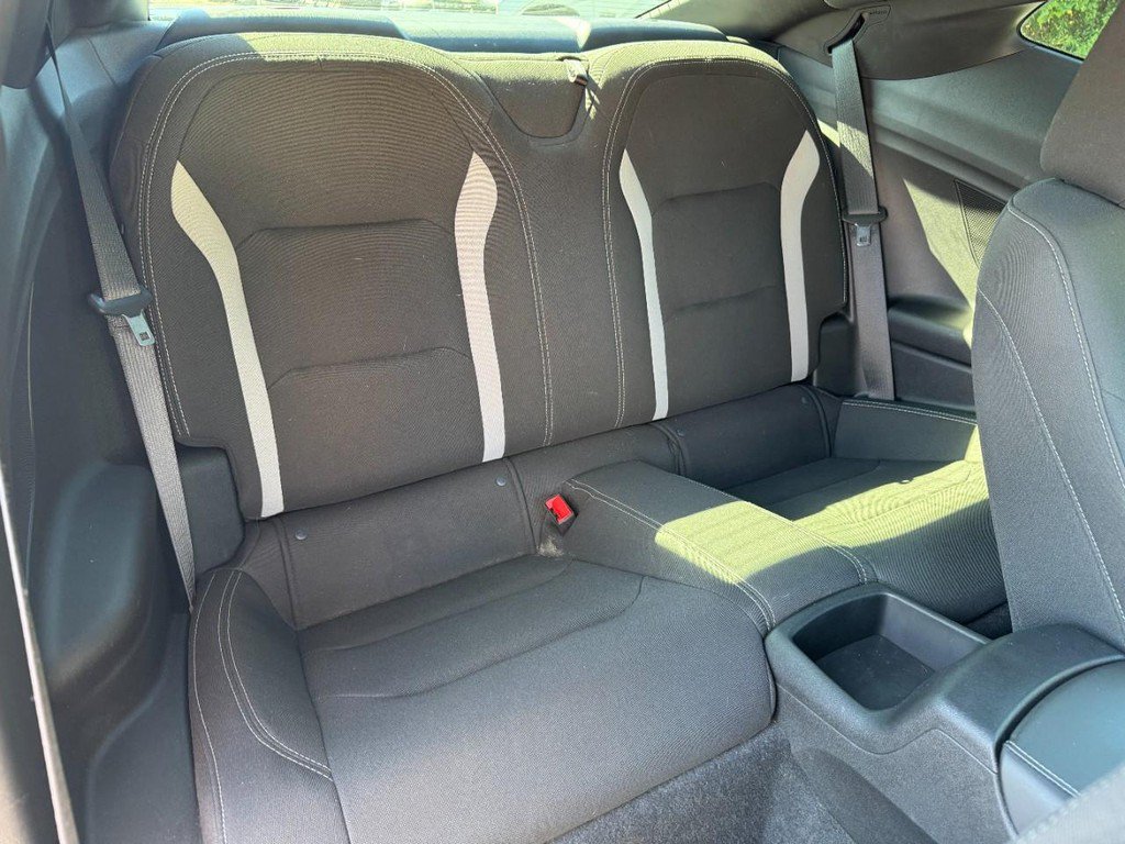 Used 2020 Chevrolet Camaro SS RWD image 14