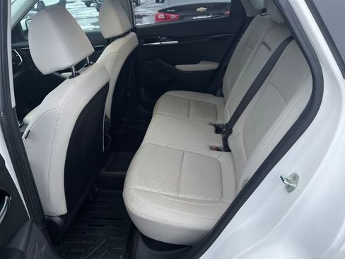 Used 2023 Kia Seltos EX image 26