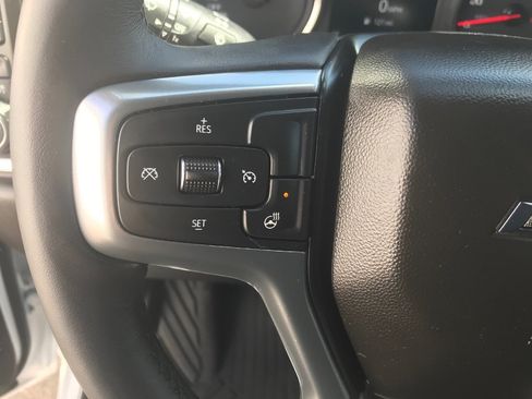 Used 2022 Chevrolet Silverado 1500 RST image 25