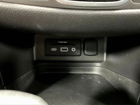 Used 2024 Chevrolet Equinox RS image 16