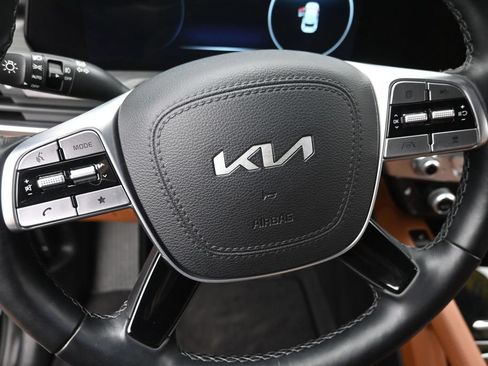 Used 2024 Kia Telluride SX Prestige X-Pro AWD/4WD image 19