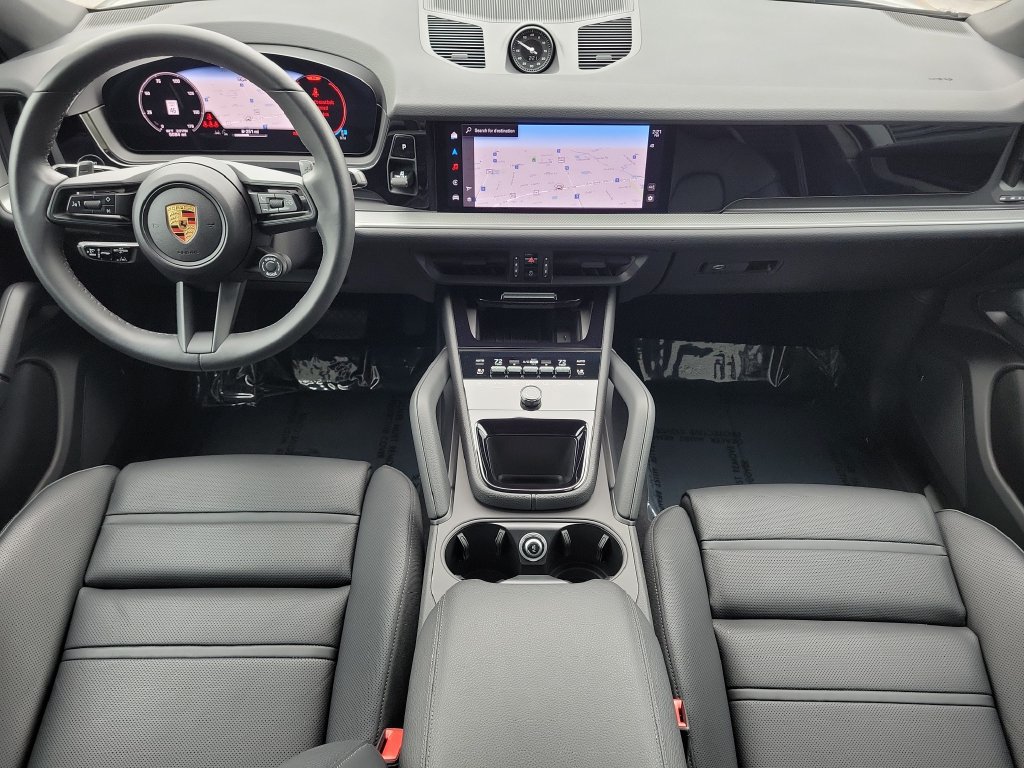 Certified 2024 Porsche Cayenne Coupe AWD/4WD image 20