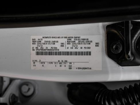 Used 2022 Ford F250 XL w/ Power Equipment Group AWD/4WD image 66