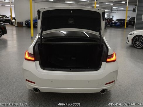 Used 2024 BMW 330i Sedan w/ Convenience Package RWD image 43