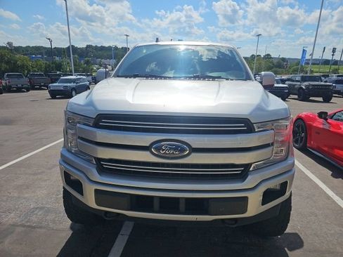 Used 2018 Ford F150 Lariat w/ Equipment Group 502A Luxury AWD/4WD image 2
