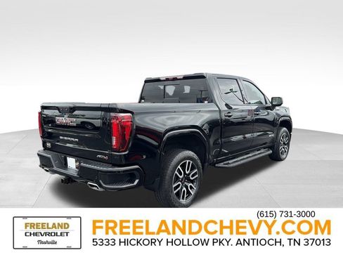 Used 2024 GMC Sierra 1500 AT4 w/ Technology Package AWD/4WD image 3