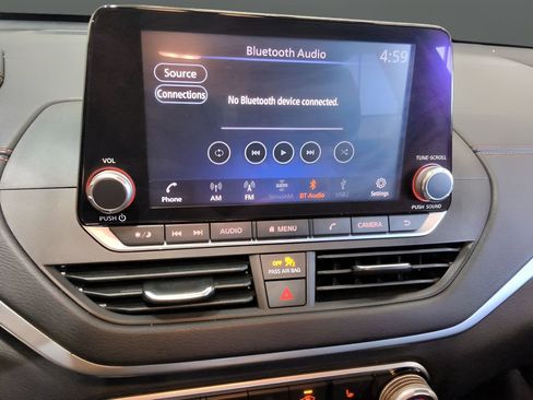 Used 2021 Nissan Altima 2.5 SR w/ SR Premium Package AWD/4WD image 24