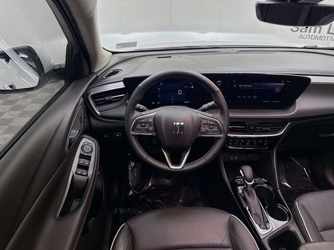 Used 2024 Buick Encore GX Avenir w/ Avenir Technology Package image 25