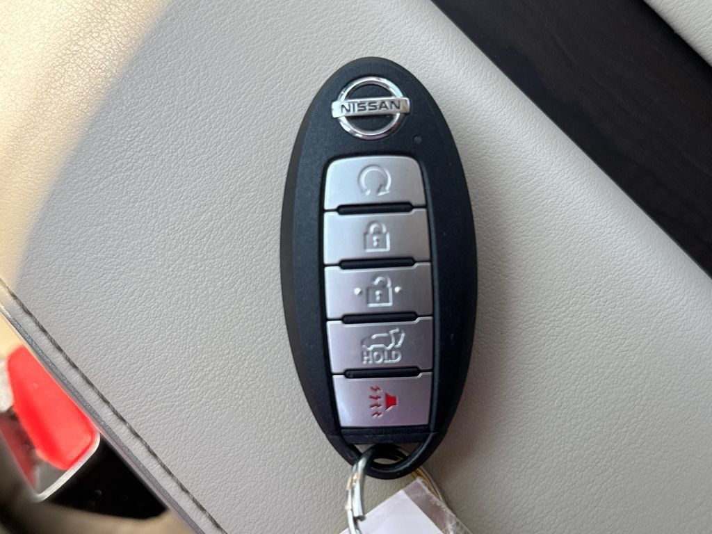 Used 2020 Nissan Murano Platinum AWD/4WD image 37