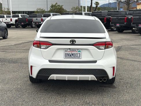 Used 2020 Toyota Corolla SE image 4
