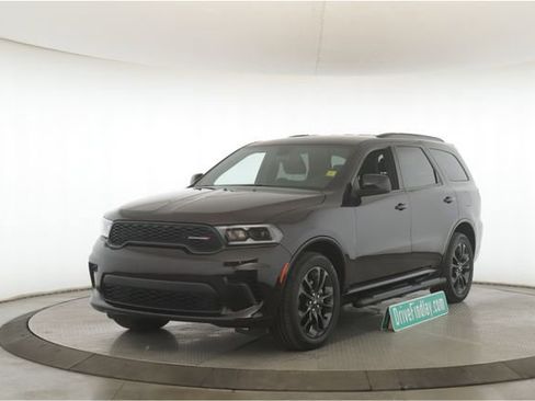 Used 2025 Dodge Durango GT w/ Blacktop Package image 10