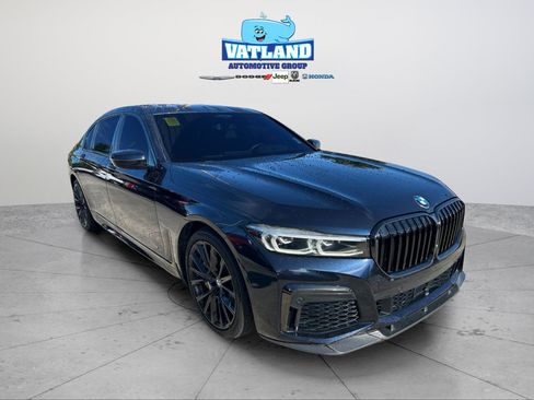 Used 2022 BMW 750i xDrive w/ Autobahn Package AWD/4WD image 7