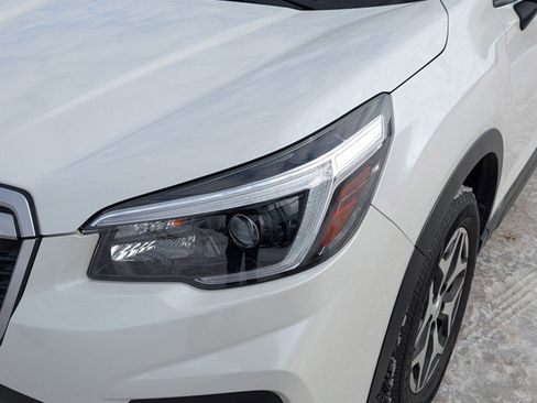 Used 2021 Subaru Forester Premium image 16