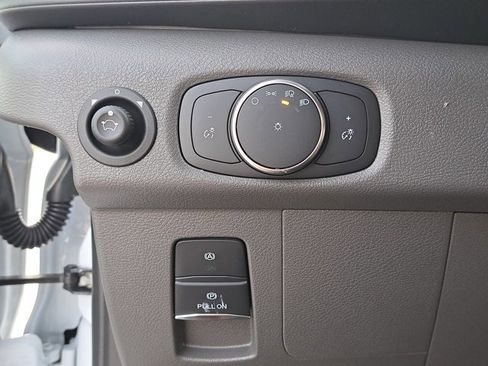 New 2026 Ford Transit 250 148 Medium Roof w/ Load Area Protection Package image 23