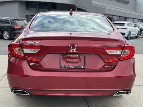 Used 2018 Honda Accord Touring image 10