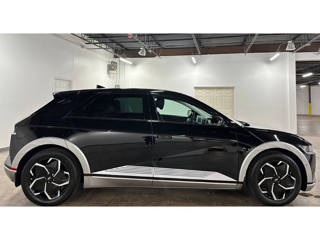 Used 2024 Hyundai Ioniq 5 Limited RWD image 9