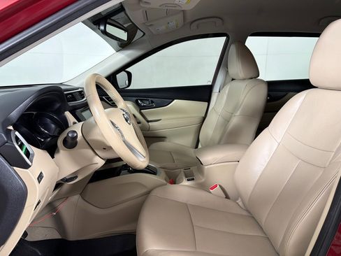 Used 2014 Nissan Rogue SL FWD image 10