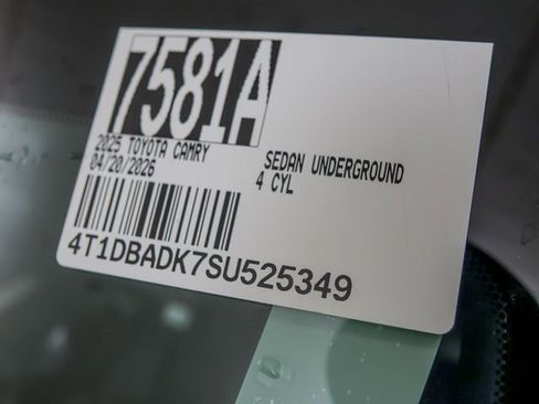 Used 2025 Toyota Camry SE w/ Multimedia Upgrade Package AWD/4WD image 28