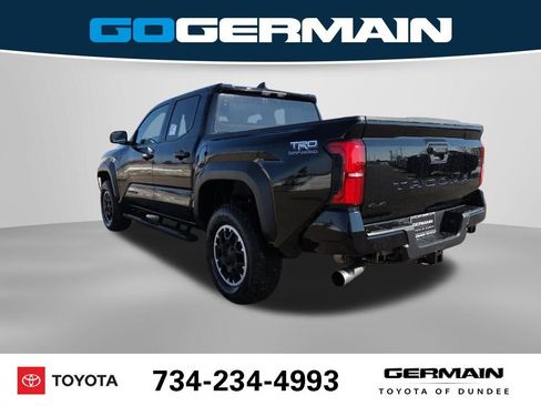 New 2026 Toyota Tacoma TRD Off-Road AWD/4WD image 11