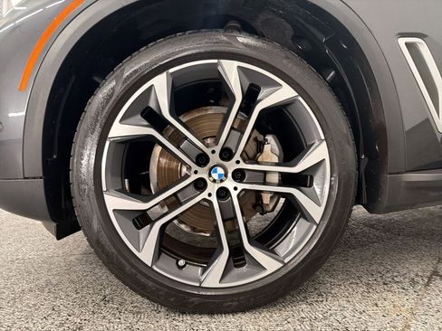 Used 2023 BMW X5 sDrive40i w/ Premium Package image 12