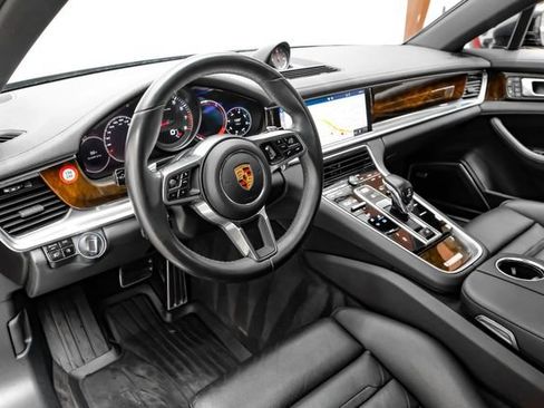 Used 2018 Porsche Panamera 4S AWD/4WD image 3
