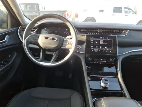 Used 2023 Jeep Grand Cherokee L Laredo AWD/4WD image 11