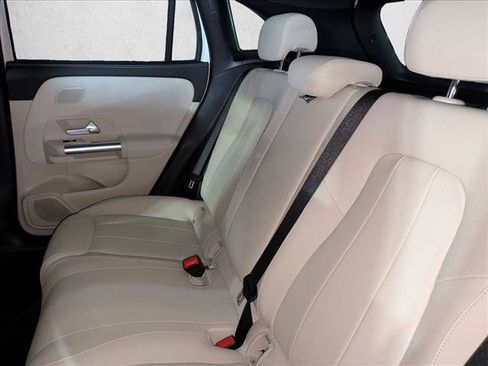 New 2026 Mercedes-Benz GLA 250 image 17